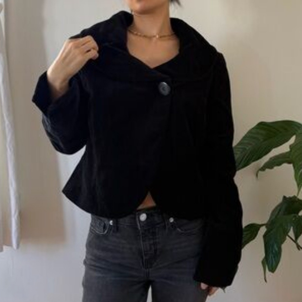 Kenar - Chic Black Velvet Jacket with Leopard Lining